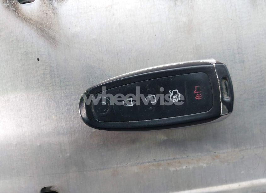 Photo 11 of 2014 Ford Focus TITANIUM (VIN 1FADP3J26EL342210)