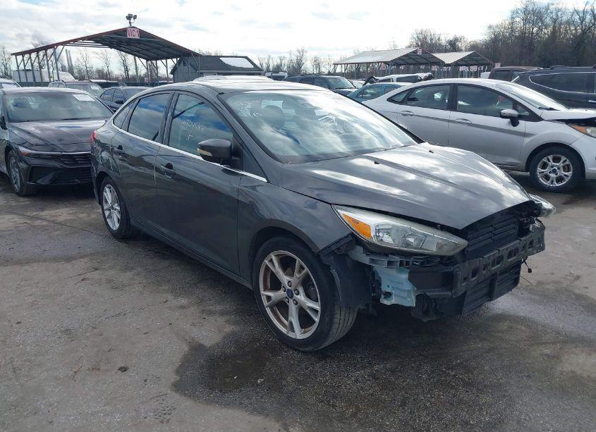 2015 Ford Focus TITANIUM (VIN 1FADP3J26FL286383) main photo