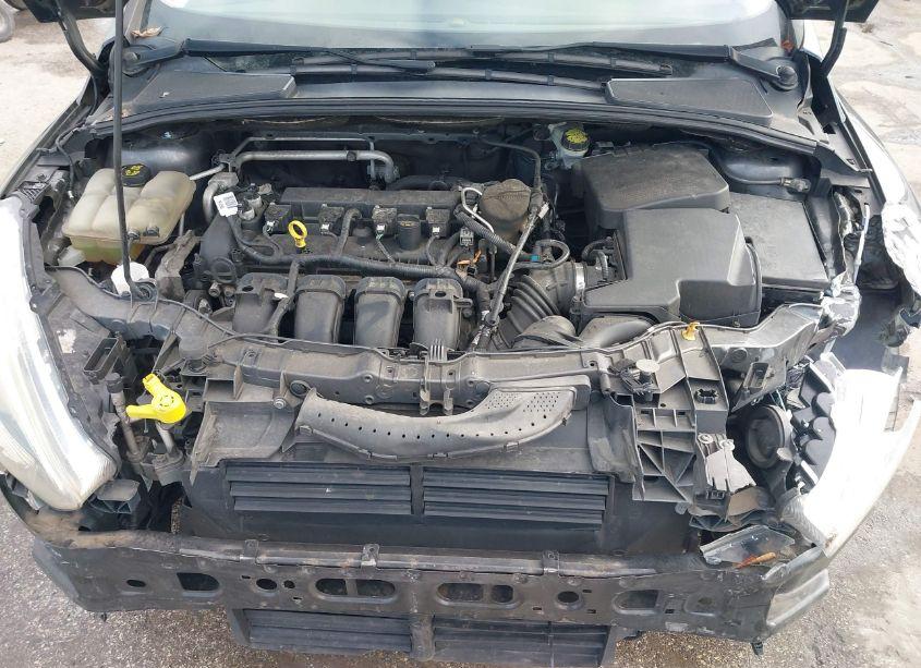 Photo 10 of 2015 Ford Focus TITANIUM (VIN 1FADP3J26FL286383)