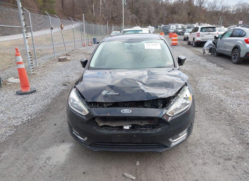 Photo 12 of 2015 Ford Focus TITANIUM (VIN 1FADP3J26FL323111)