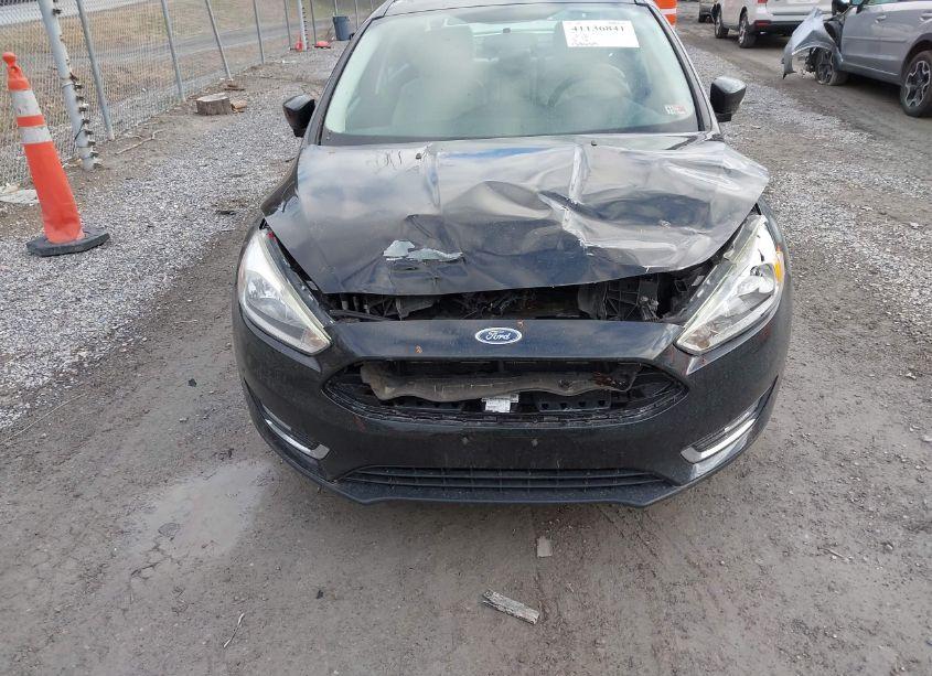 Photo 6 of 2015 Ford Focus TITANIUM (VIN 1FADP3J26FL323111)