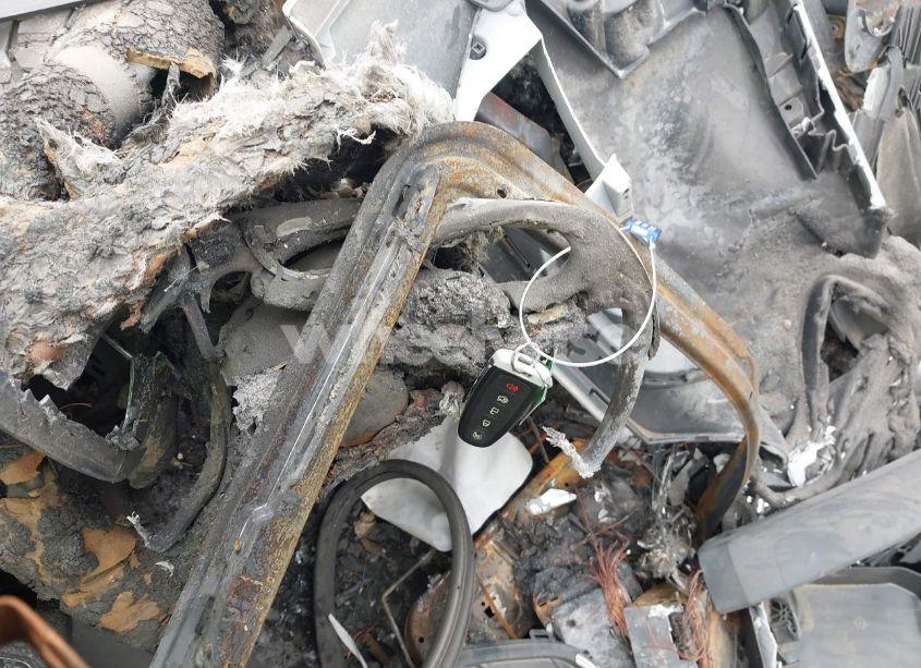 Photo 11 of 2015 Ford Focus TITANIUM (VIN 1FADP3J26FL323786)