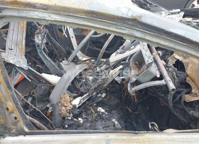 Photo 5 of 2015 Ford Focus TITANIUM (VIN 1FADP3J26FL323786)