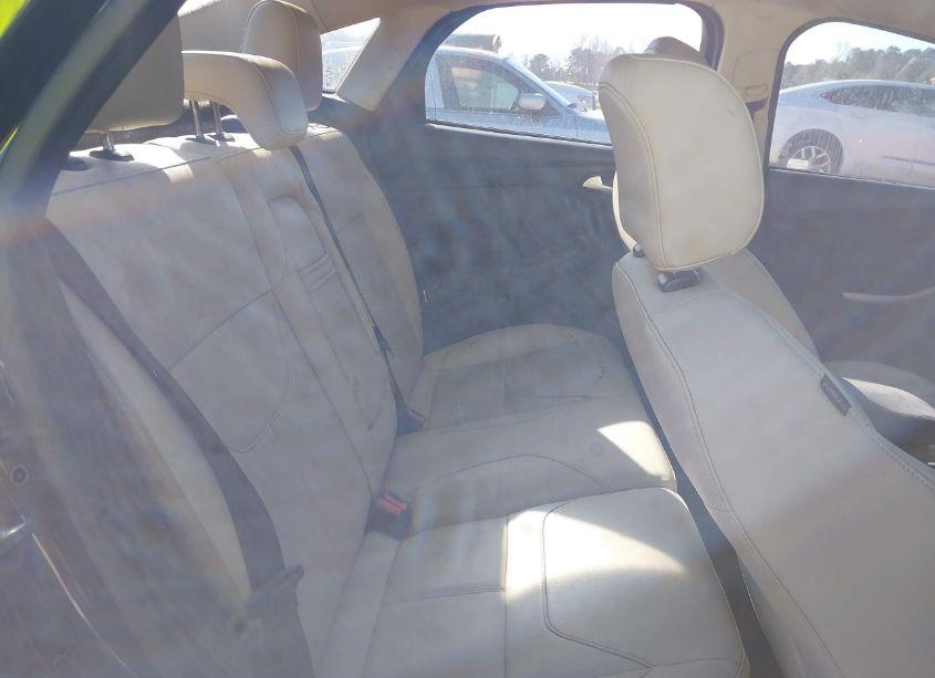 Photo 8 of 2015 Ford Focus TITANIUM (VIN 1FADP3J26FL333251)