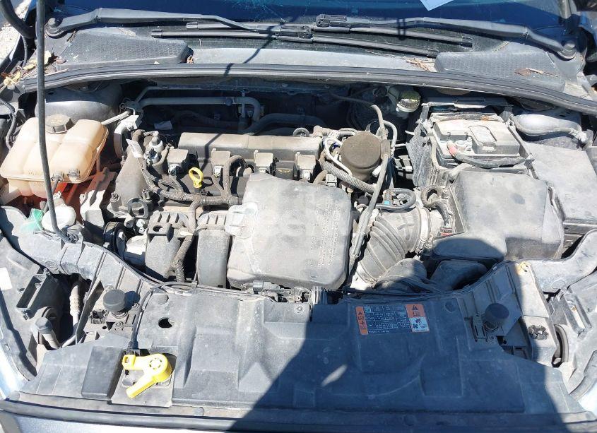 Photo 10 of 2015 Ford Focus TITANIUM (VIN 1FADP3J26FL334044)
