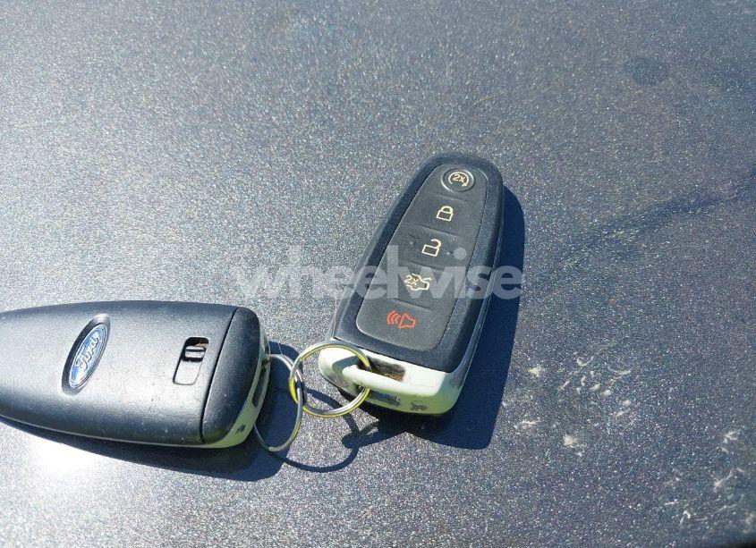 Photo 11 of 2015 Ford Focus TITANIUM (VIN 1FADP3J26FL334044)