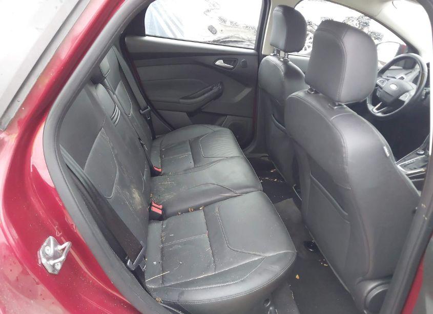 Photo 8 of 2016 Ford Focus TITANIUM (VIN 1FADP3J26GL224886)