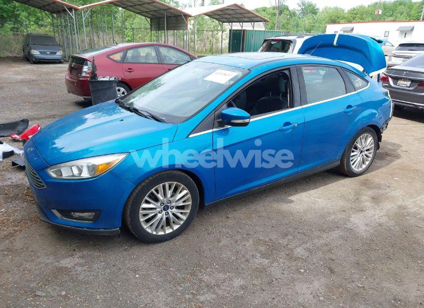 Photo 2 of 2017 Ford Focus TITANIUM (VIN 1FADP3J26HL221570)