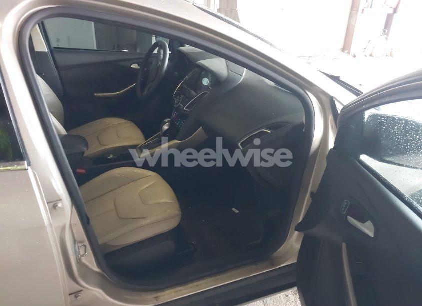 Photo 5 of 2017 Ford Focus TITANIUM (VIN 1FADP3J26HL279839)