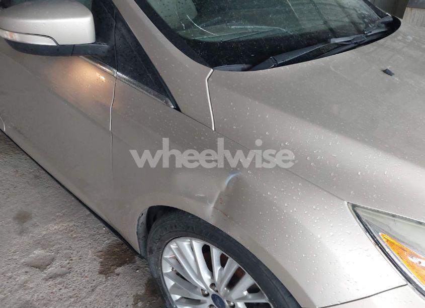 Photo 6 of 2017 Ford Focus TITANIUM (VIN 1FADP3J26HL279839)