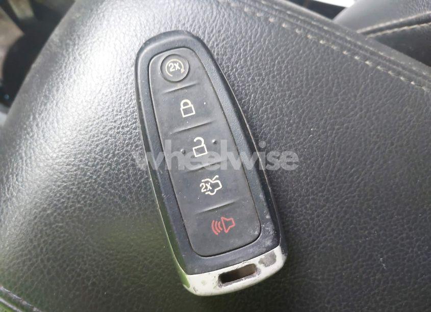 Photo 11 of 2017 Ford Focus TITANIUM (VIN 1FADP3J26HL335777)