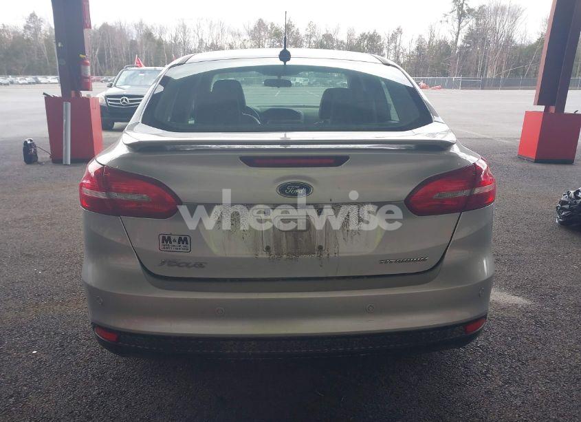 Photo 16 of 2017 Ford Focus TITANIUM (VIN 1FADP3J26HL335777)