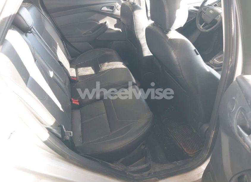 Photo 8 of 2018 Ford Focus TITANIUM (VIN 1FADP3J26JL288269)