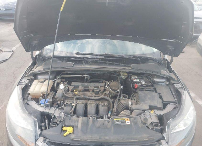 Photo 10 of 2014 Ford Focus TITANIUM (VIN 1FADP3J27EL236803)