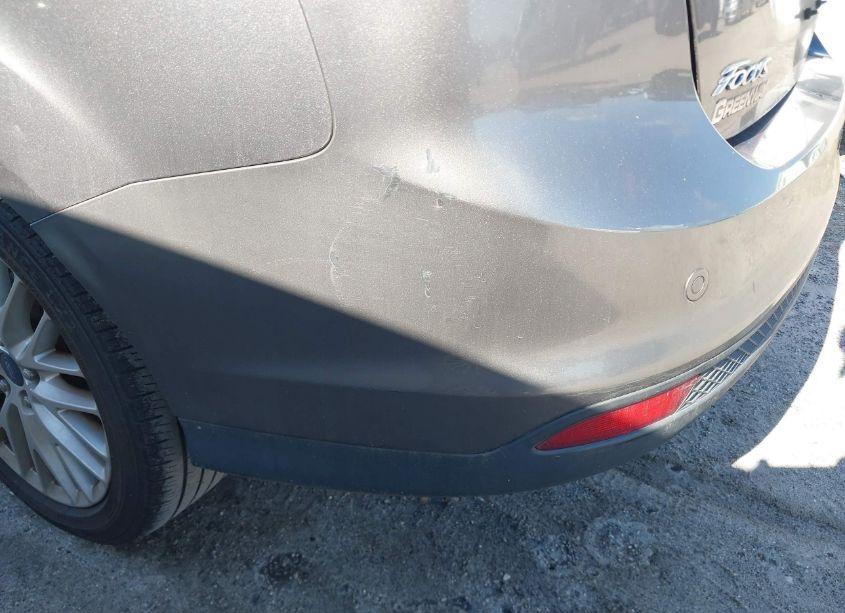 Photo 6 of 2014 Ford Focus TITANIUM (VIN 1FADP3J27EL303321)