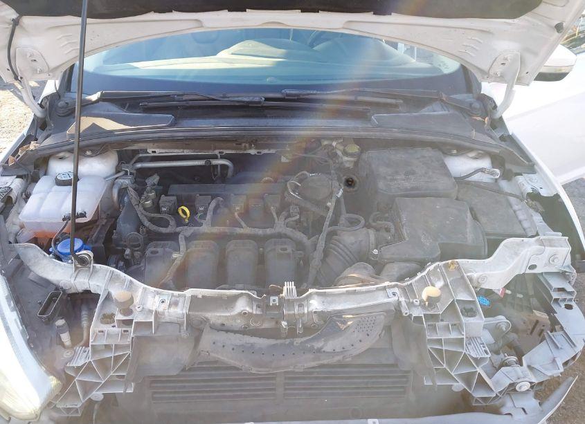 Photo 10 of 2015 Ford Focus TITANIUM (VIN 1FADP3J27FL341438)