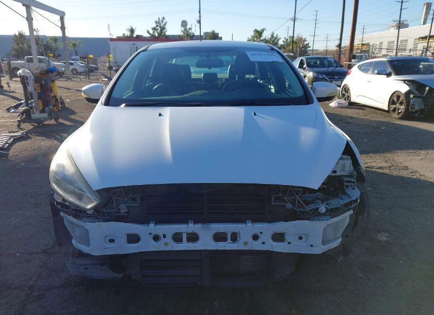 Photo 13 of 2015 Ford Focus TITANIUM (VIN 1FADP3J27FL341438)