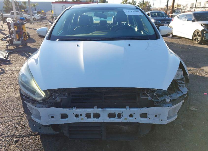 Photo 6 of 2015 Ford Focus TITANIUM (VIN 1FADP3J27FL341438)