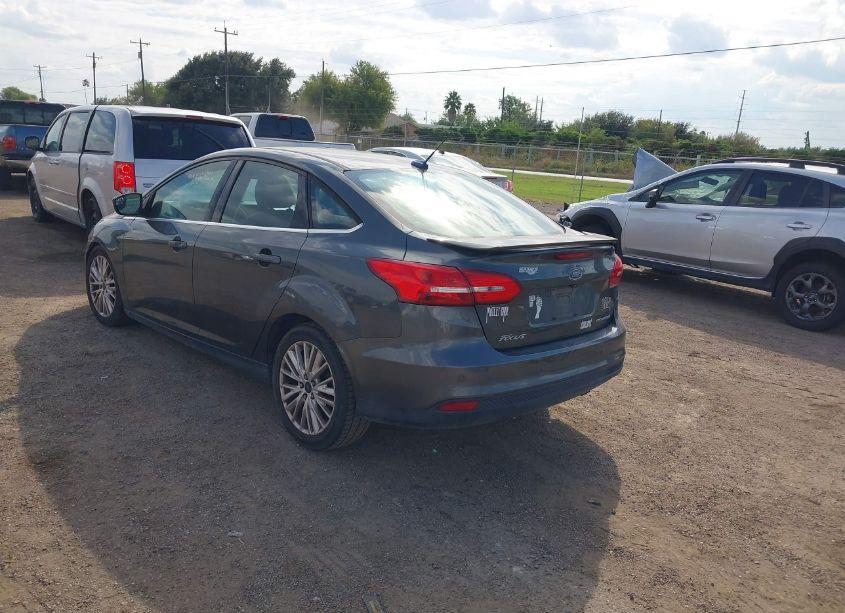 Photo 3 of 2017 Ford Focus TITANIUM (VIN 1FADP3J27HL238636)