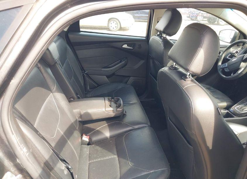 Photo 8 of 2017 Ford Focus TITANIUM (VIN 1FADP3J27HL238636)