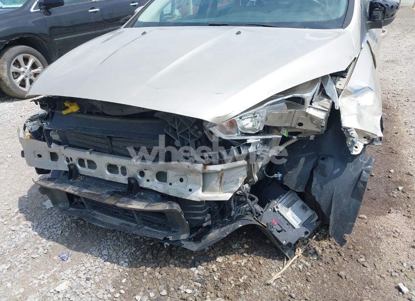 Photo 6 of 2018 Ford Focus TITANIUM (VIN 1FADP3J27JL279628)