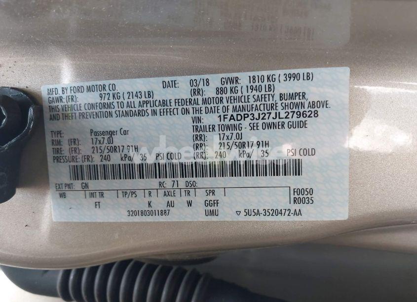 Photo 9 of 2018 Ford Focus TITANIUM (VIN 1FADP3J27JL279628)