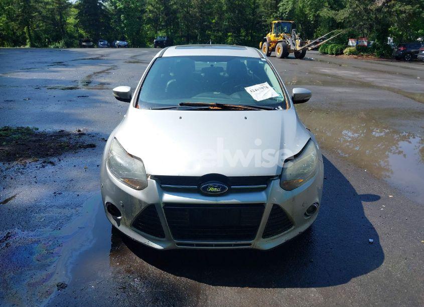 Photo 6 of 2013 Ford Focus TITANIUM (VIN 1FADP3J28DL103370)