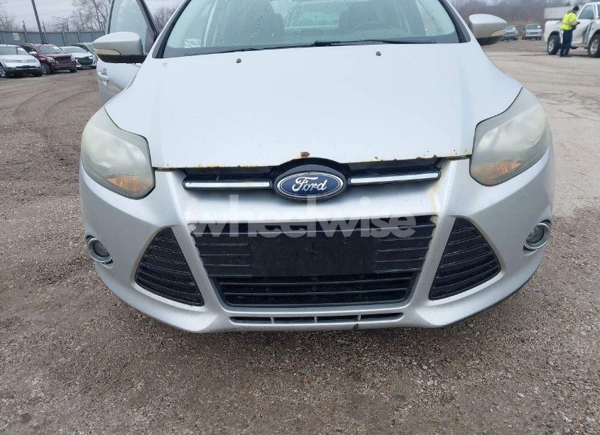 Photo 13 of 2013 Ford Focus TITANIUM (VIN 1FADP3J28DL232077)