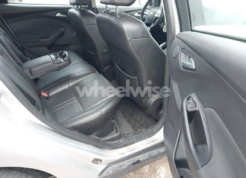 Photo 8 of 2013 Ford Focus TITANIUM (VIN 1FADP3J28DL232077)