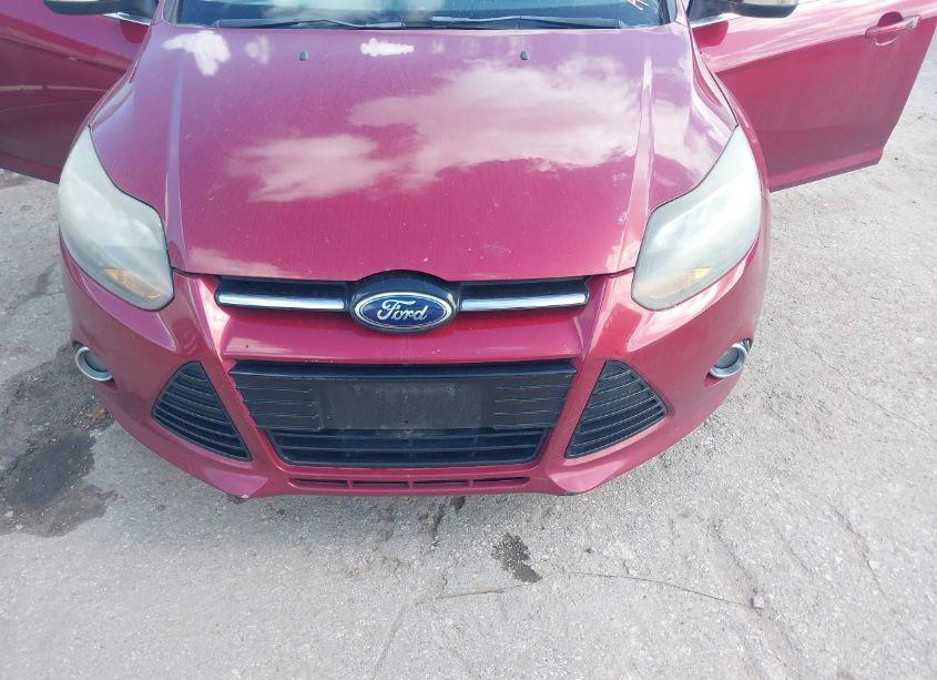 Photo 6 of 2014 Ford Focus TITANIUM (VIN 1FADP3J28EL161304)