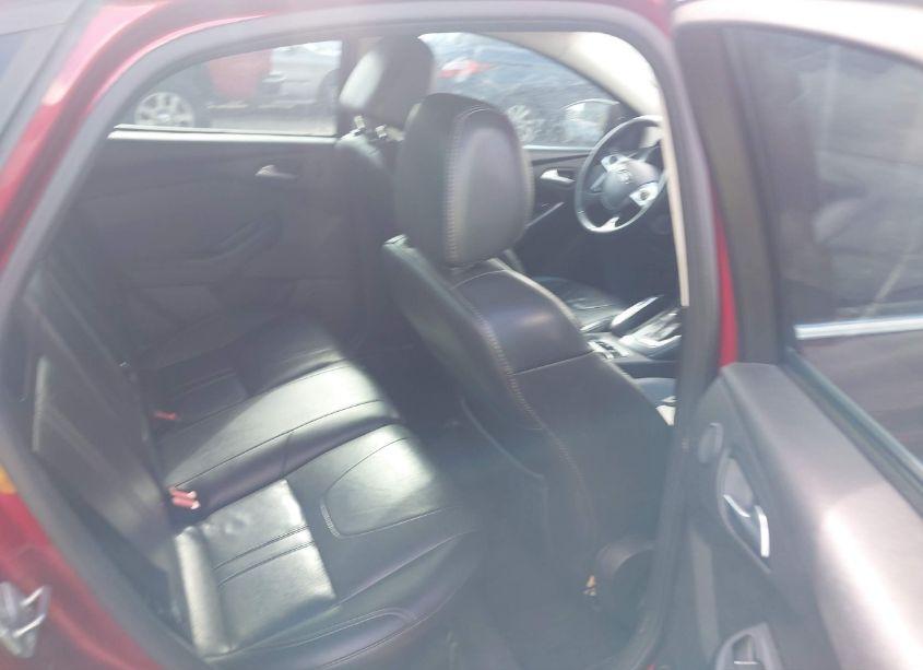 Photo 8 of 2014 Ford Focus TITANIUM (VIN 1FADP3J28EL161304)