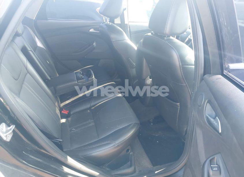 Photo 8 of 2014 Ford Focus TITANIUM (VIN 1FADP3J28EL241430)