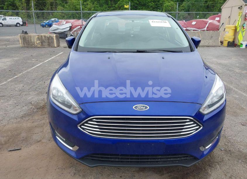 Photo 6 of 2015 Ford Focus TITANIUM (VIN 1FADP3J28FL380815)