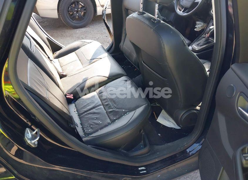 Photo 8 of 2016 Ford Focus TITANIUM (VIN 1FADP3J28GL335410)