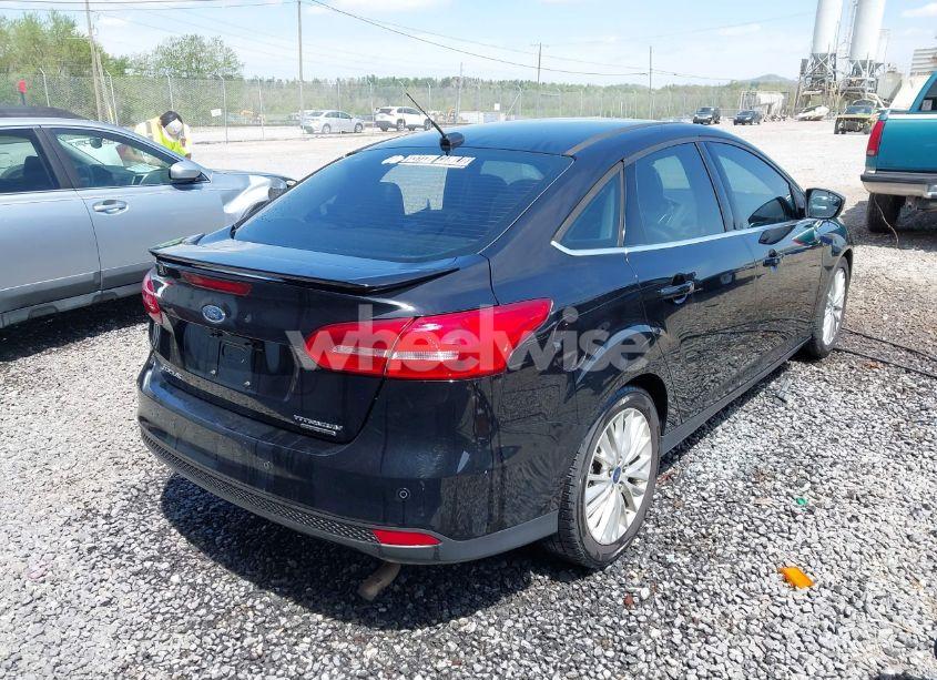 Photo 4 of 2016 Ford Focus TITANIUM (VIN 1FADP3J28GL393422)
