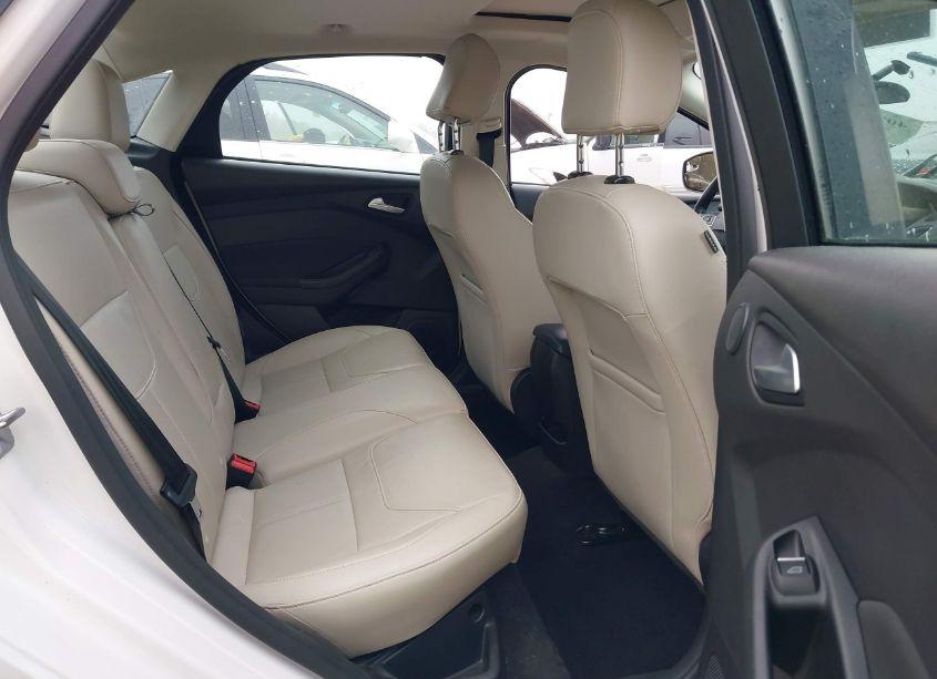 Photo 8 of 2017 Ford Focus TITANIUM (VIN 1FADP3J28HL287473)