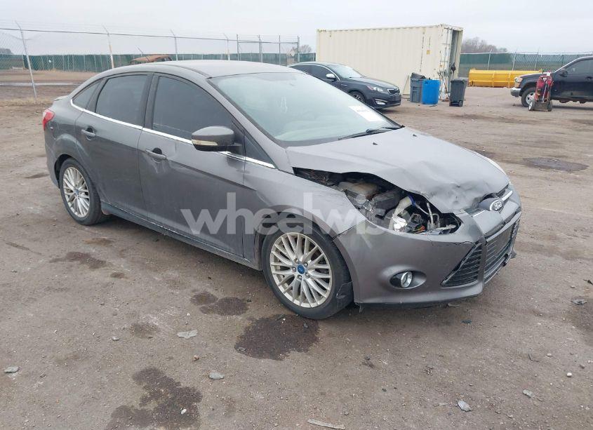 2013 Ford Focus TITANIUM (VIN 1FADP3J29DL174416) main photo
