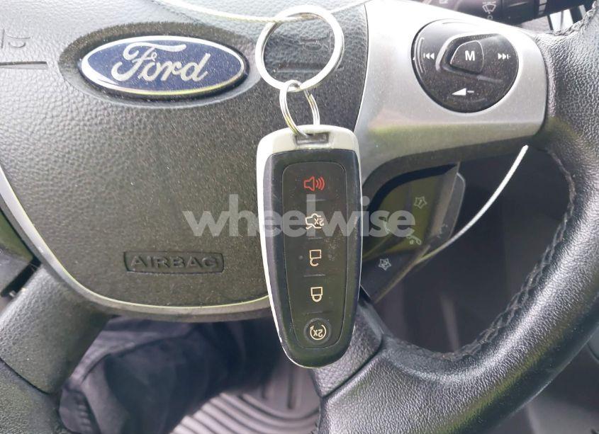 Photo 11 of 2013 Ford Focus TITANIUM (VIN 1FADP3J29DL174416)