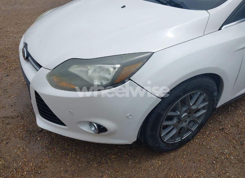 Photo 6 of 2013 Ford Focus TITANIUM (VIN 1FADP3J29DL209911)