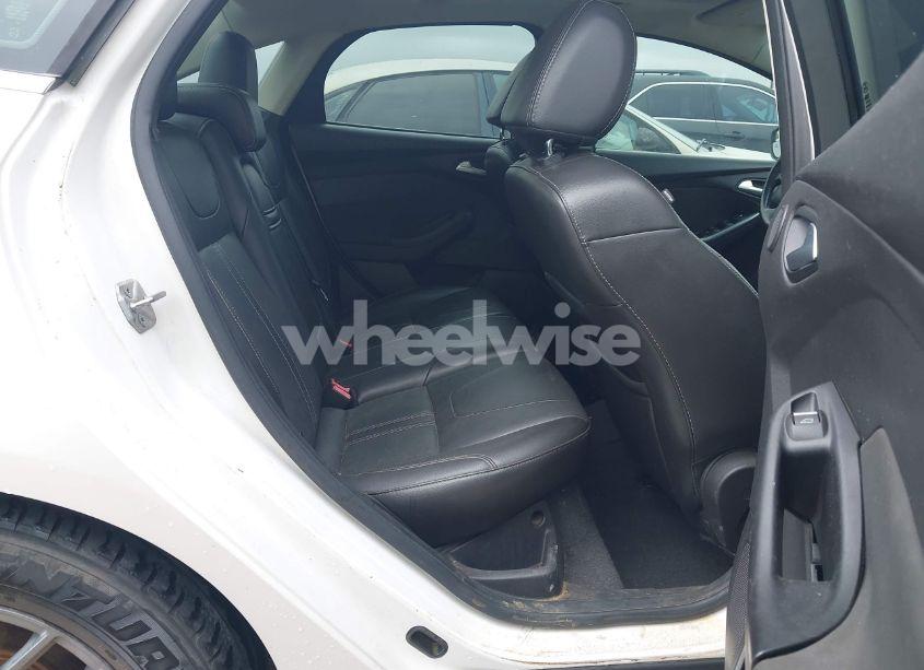 Photo 8 of 2013 Ford Focus TITANIUM (VIN 1FADP3J29DL209911)