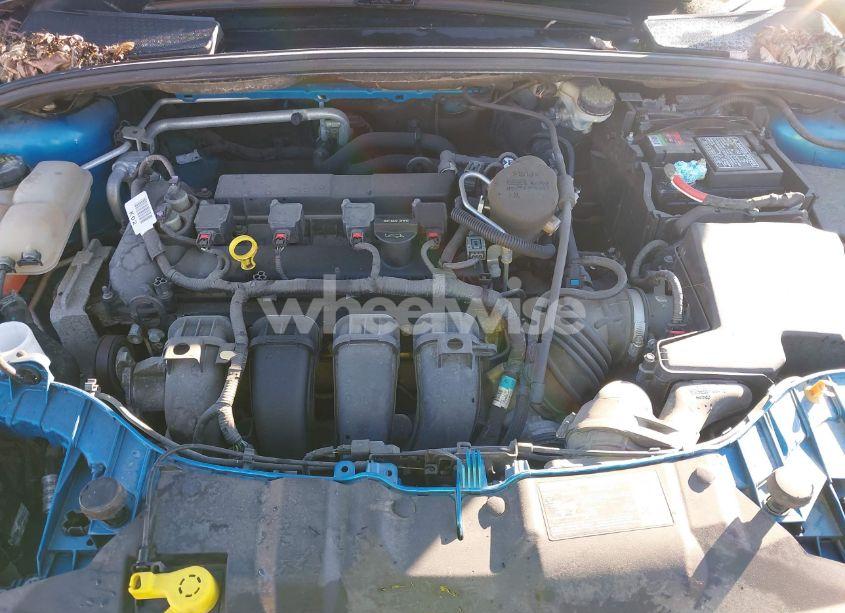 Photo 10 of 2014 Ford Focus TITANIUM (VIN 1FADP3J29EL136850)