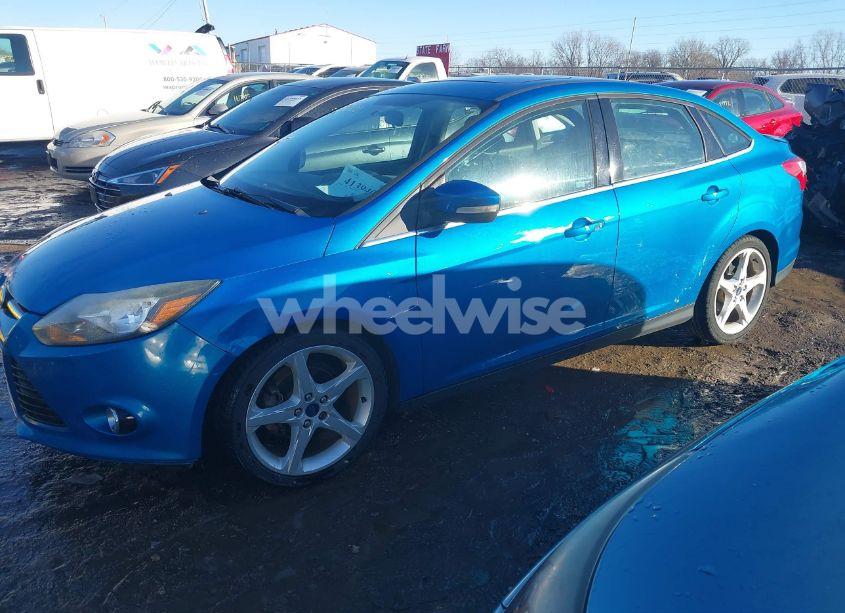 Photo 14 of 2014 Ford Focus TITANIUM (VIN 1FADP3J29EL136850)
