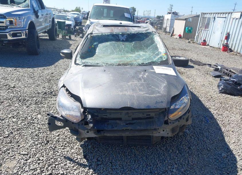 Photo 12 of 2014 Ford Focus TITANIUM (VIN 1FADP3J29EL421502)