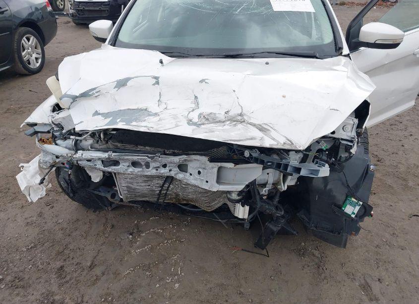 Photo 6 of 2017 Ford Focus TITANIUM (VIN 1FADP3J29HL243479)