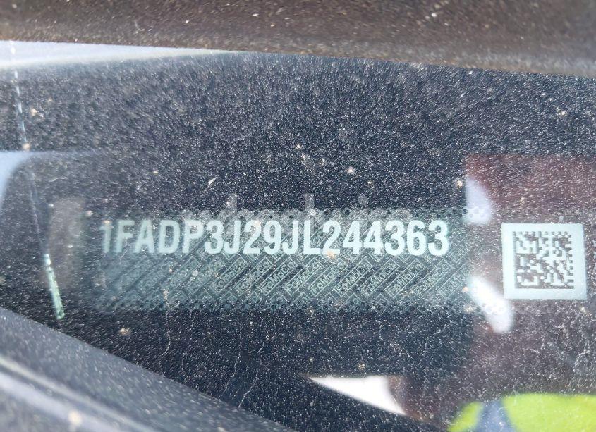 Photo 9 of 2018 Ford Focus TITANIUM (VIN 1FADP3J29JL244363)