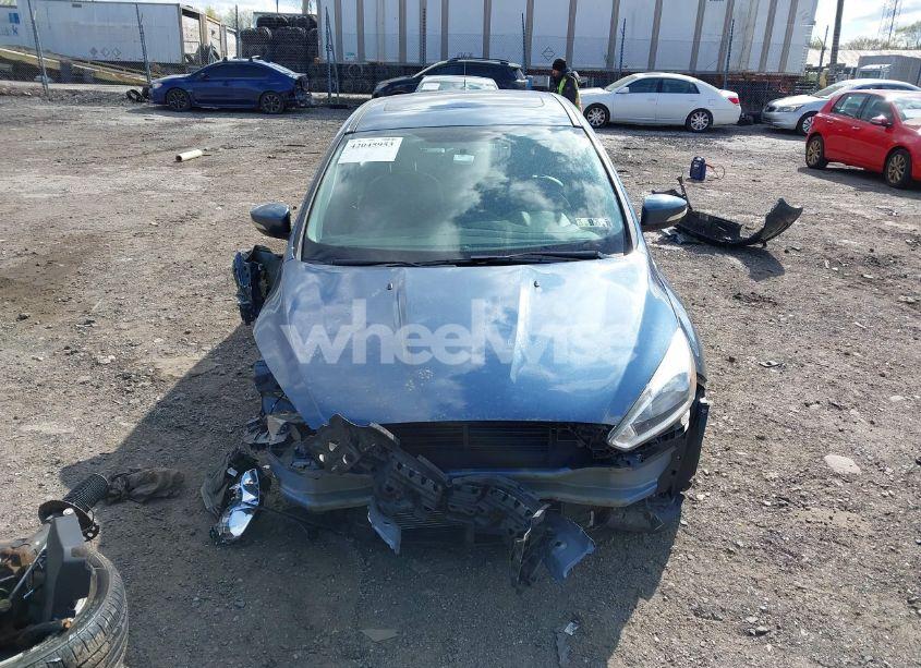 Photo 12 of 2018 Ford Focus TITANIUM (VIN 1FADP3J29JL254861)