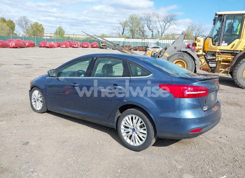 Photo 3 of 2018 Ford Focus TITANIUM (VIN 1FADP3J29JL254861)