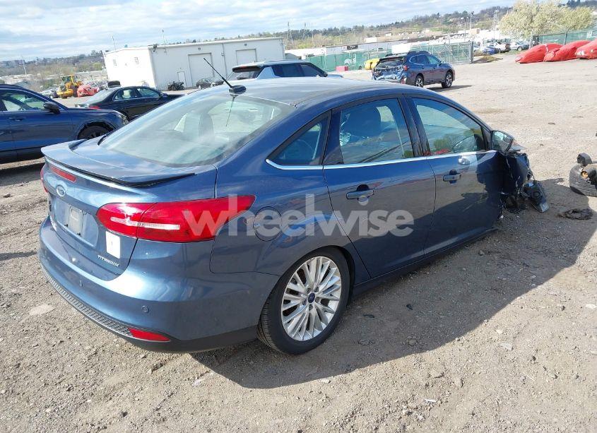 Photo 4 of 2018 Ford Focus TITANIUM (VIN 1FADP3J29JL254861)