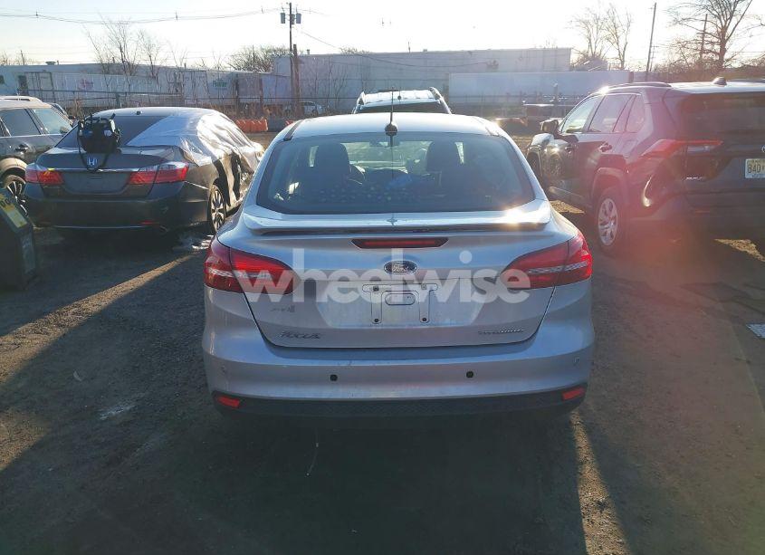 Photo 16 of 2018 Ford Focus TITANIUM (VIN 1FADP3J29JL273071)