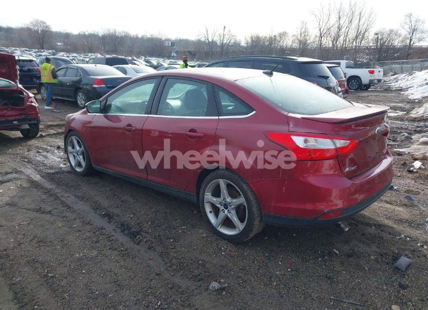 Photo 3 of 2013 Ford Focus TITANIUM (VIN 1FADP3J2XDL352611)